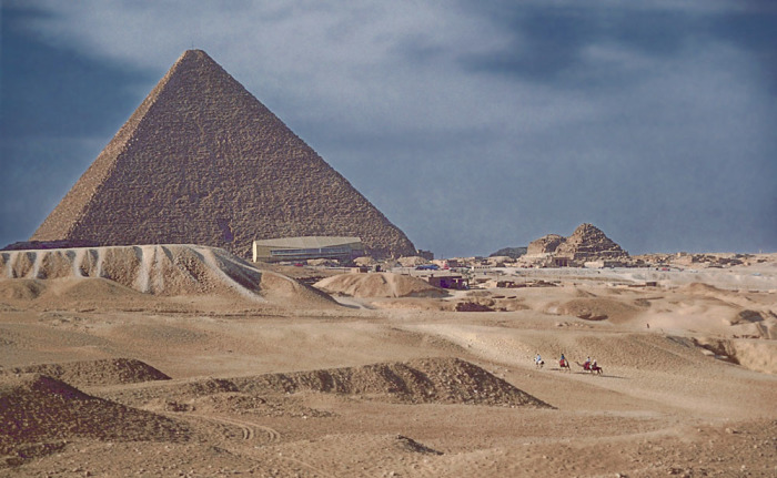 Пирамида Хеопса. / Фото: www.mstecker.com