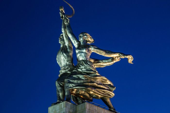 «Рабочий и колхозница», скульптор Вера Мухина. / Фото: www.worldpics.pro