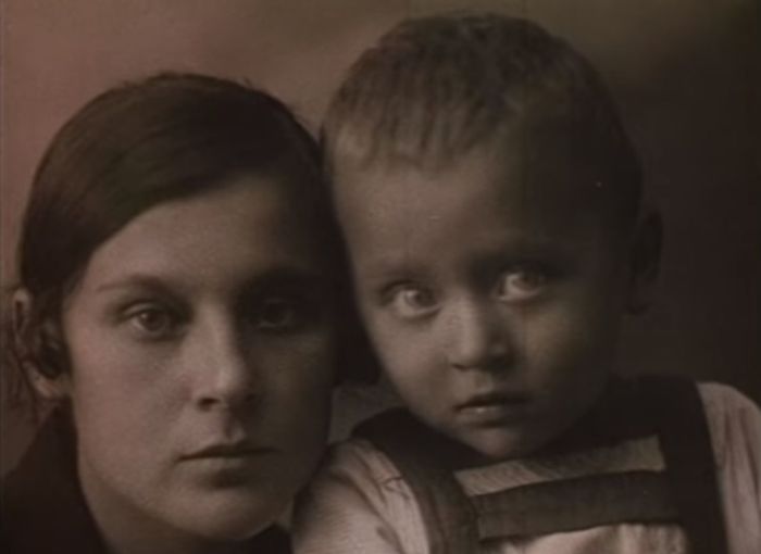 Первая жена Сергея Образцова с сыном Алексеем. / Фото: семейный архив