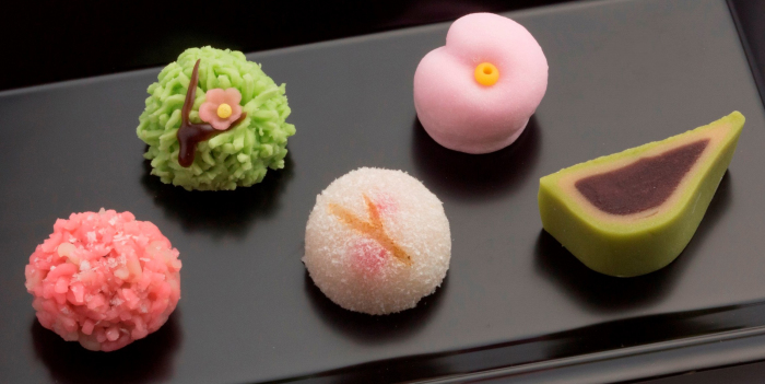 Традиционные японские сладости. / Фото: www.loveartlab.me