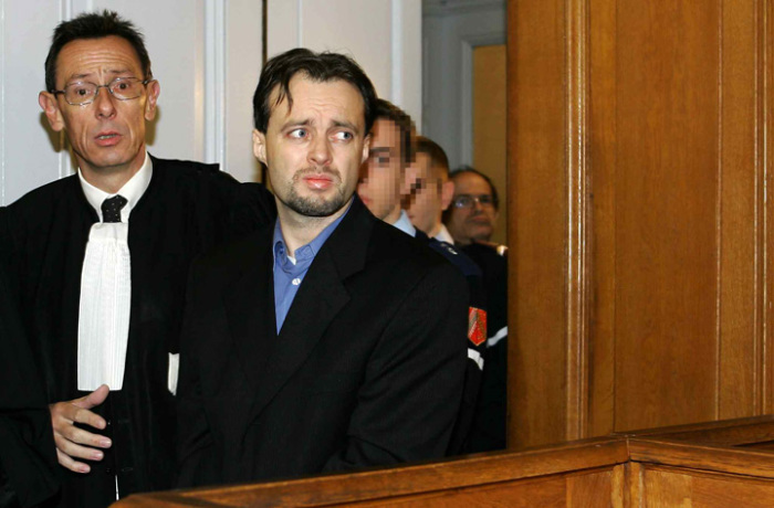 Стефан Брайтвизер в зале суда.  / Фото: www.viraltide.com