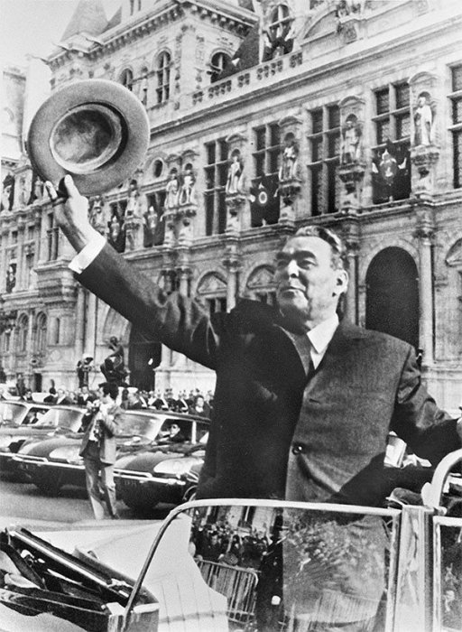 Леонид Брежнев в Париже. / Фото: www.twimg.com