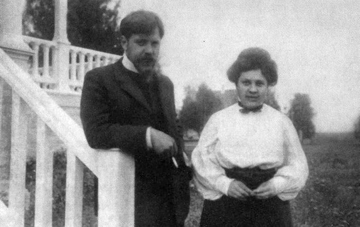Петр Пет­ро­вич и Оль­га Ва­си­льев­на Кон­ча­лов­ские, 1930 г. / Фото: www.indbooks.in