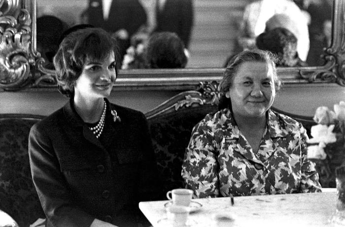 Нина Хрущёва и Жаклин Кеннеди. / Фото: www.tyzden.sk
