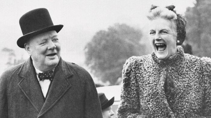 Уинстон Черчилль и Клементина Хозьер. / Фото: www.newsday.com