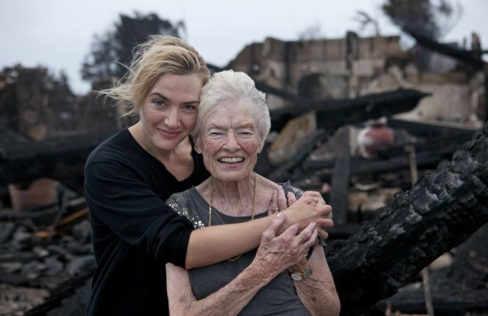 Кейт Уинслет и спасённая мама Ричарда Брэнсона. / Фото: www.londonru.com
