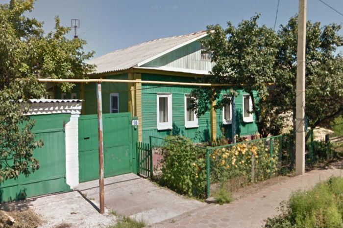 Подлинный дом семьи Ерошенко, в котором и сегодня живут люди. / Фото: www.oskol.city