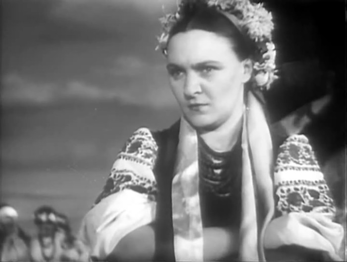 Елена Кузьмина, кадр из фильма «Всадники». / Фото: www.kino-teatr.ru