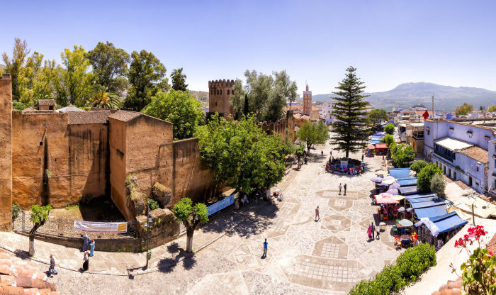 Центральная площадь и вид на Красную Касбу. / Фото: www.moroccopedia.com