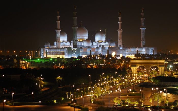 Мечеть шейха Зайда. / Фото: www.yandex.ru