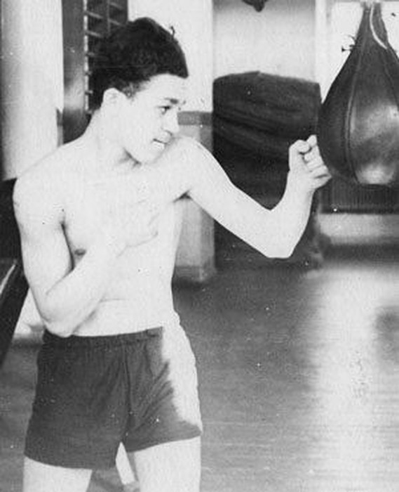 Иосиф Кобзон в юности был увлечён боксом. / Фото: www.kpcdn.net
