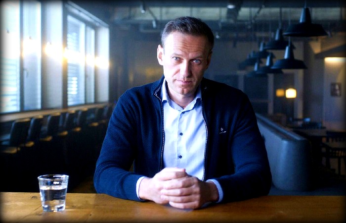 Алексей Навальный - узник совести. Кадр из документального фильма.