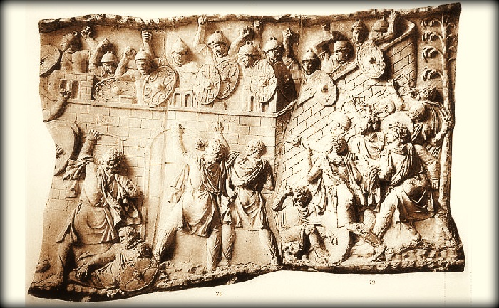 Колонна Траяна в Риме. Фрагмент рельефа. 