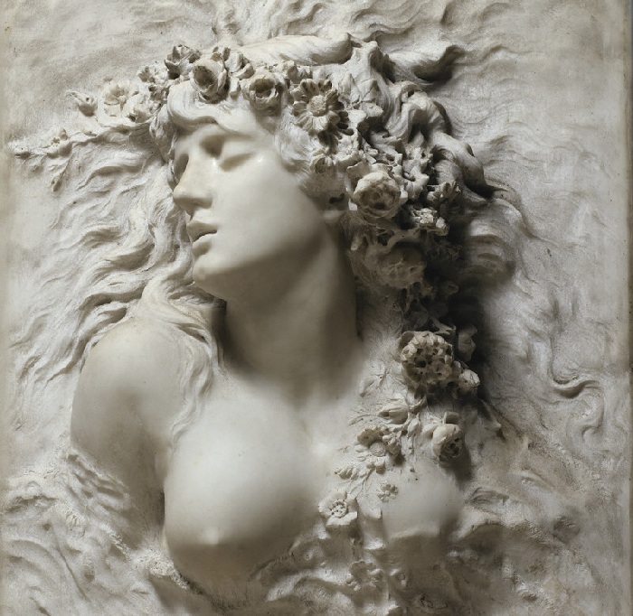 Мраморный барельеф «Офелия». Скульптор: Сара Бернар.