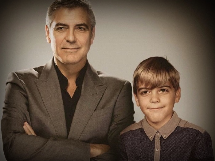 Джордж Клуни - американский актёр, режиссёр, продюсер, предприниматель и активист.