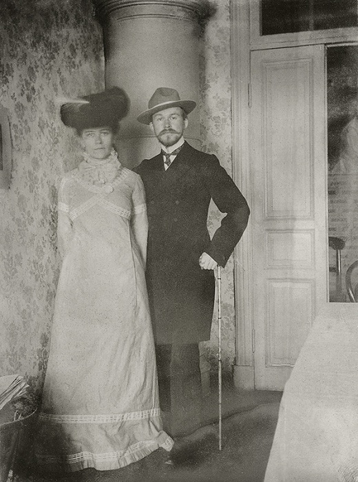 Кустодиев Борис c женой Юлией. 1903год.