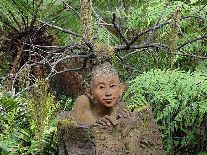 Сказочные скульптуры в<br>саду Бруно Торфса.