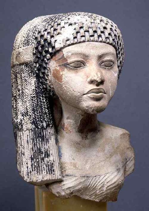  Меритатон - дочь и третья жена фараона Эхнатона.