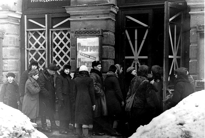 Окна блокадного Ленинграда.