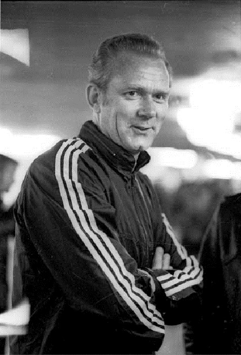 Валерий Лобановский - тренер *Динамо*.
