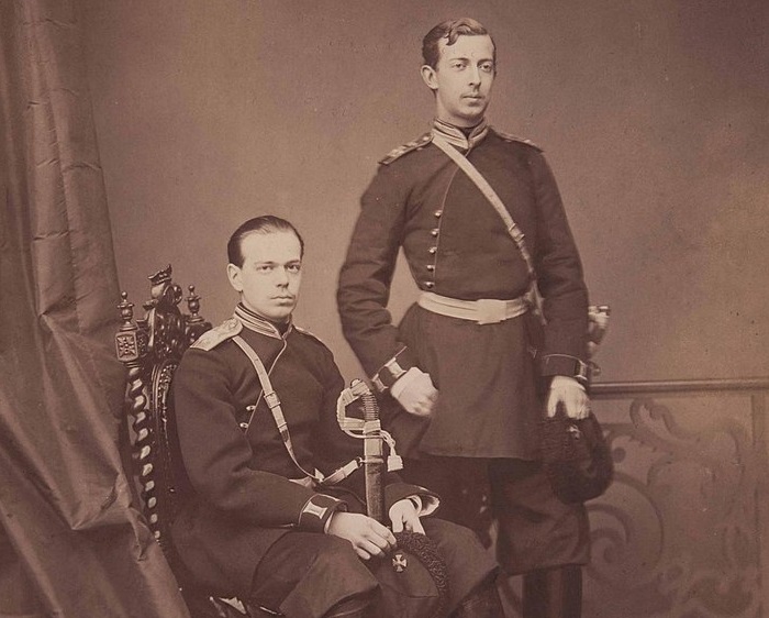 Цесаревичи Николай и Александр Романовы.(1864 год). 