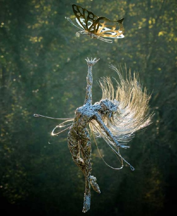 Проволочные скульптуры от Робина Уайта. | Фото: zagge.ru.