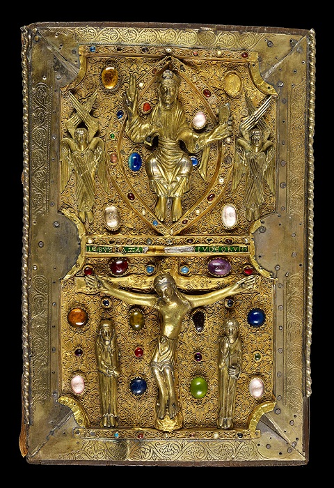 Ювелирная обложка с литой фигурой Христа на серебряном и золотом фоне с драгоценными камнями. Последняя треть одиннадцатого века. Для Джудит Фландрии