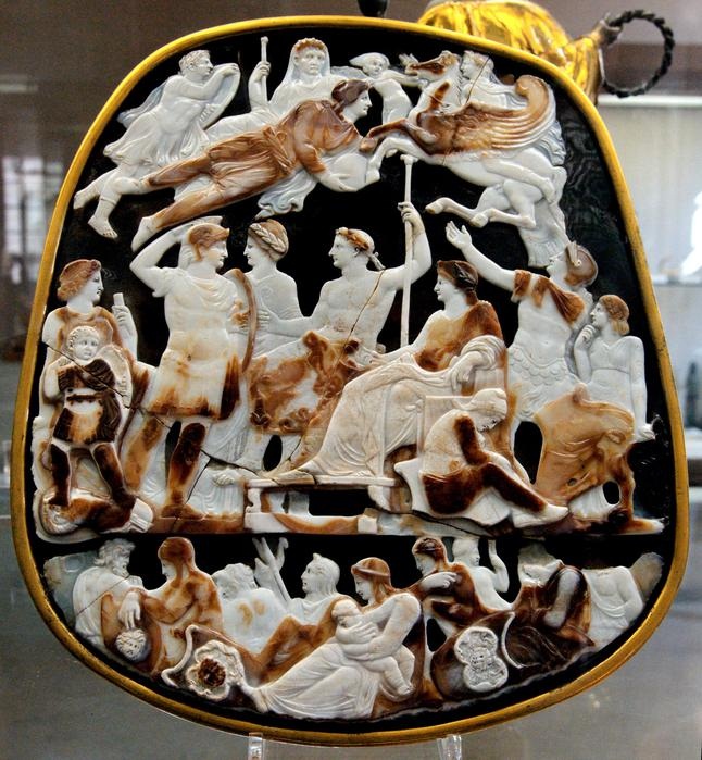 Камея Тиберия. 37 г. Национальная библиотека Франции, Кабинет медалей, Париж