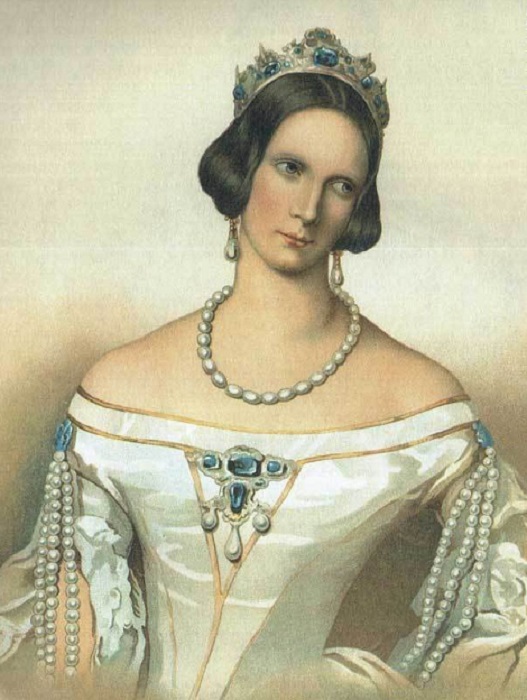 Александра Федоровна, жена Николая I, в сапфировой тиаре