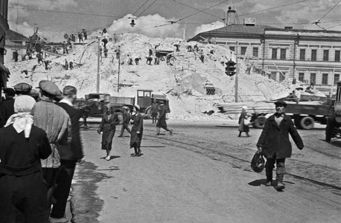 Разрушение Сухаревой башни, 1934