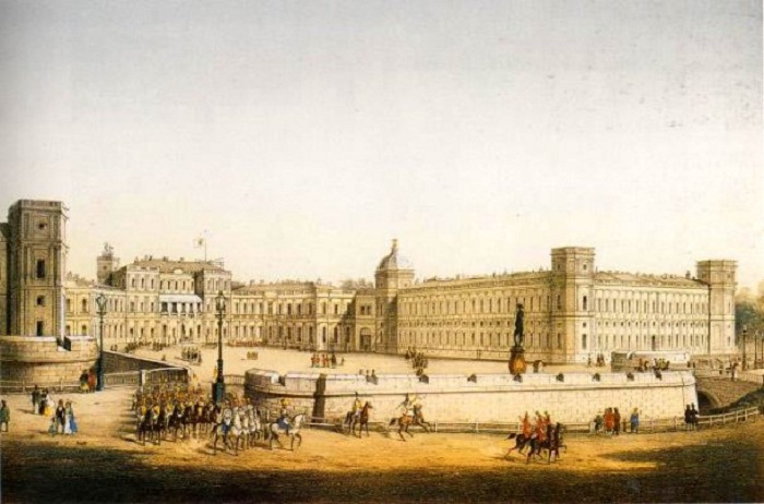 Дворец в Гатчине со стороны двора. Литография К. К. Шульца с рис. И. И. Шарлеманя. Сер. 19 в.