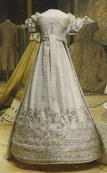Коронационное платье Александры Федоровны