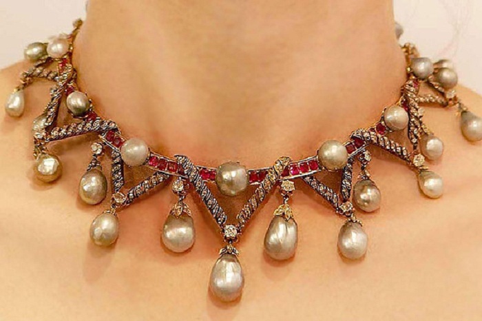 Ожерелье. Жемчуг из Мексиканского залива и Панамского моря, бриллианты и рубины