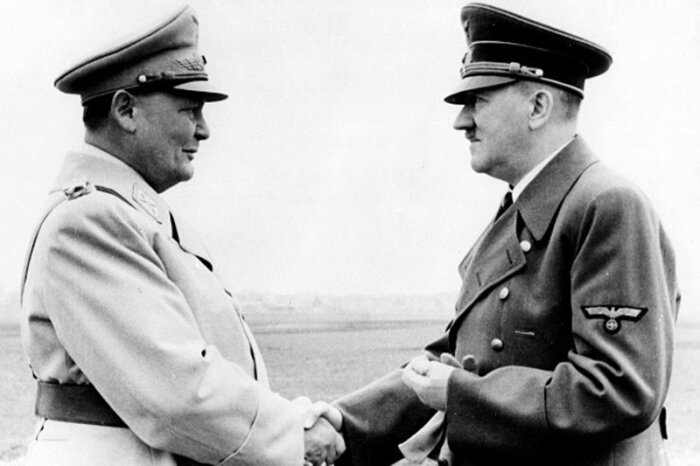 Гитлер доверял Герингу, который не раз спасал Штеннеса. /Фото: i.pinimg.com