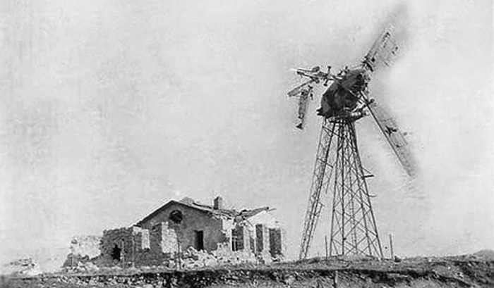 Ветряной генератор ЦАГИ, фото времен Великой отечественной войны. /Фото: arms-expo.ru