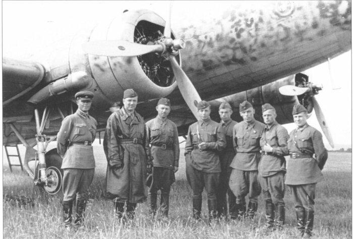 Советские авиаторы в Халхин-Гол. /Фото: smolbattle.ru