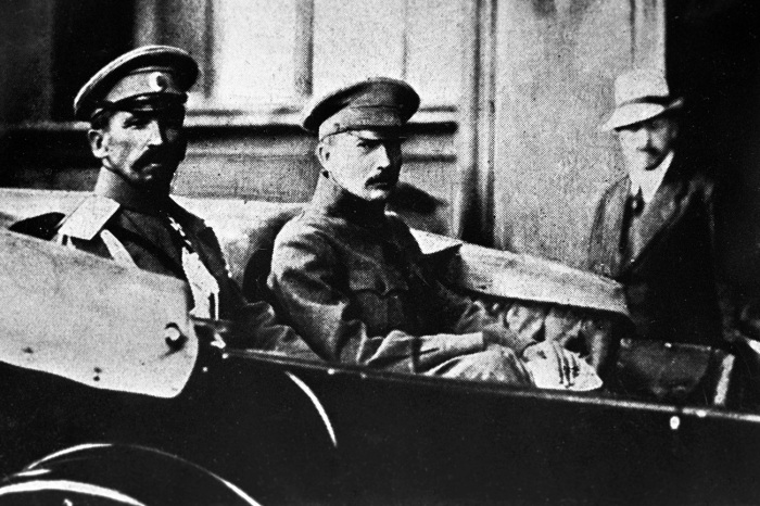 Генерал Лавр Корнилов и лидер партии эсеров Борис Савинков, 1917 г./Фото: cdn.rbth.com