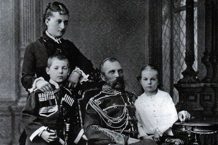 Екатерина родила от Александра II четырёх детей: Георгия, Ольгу, Бориса (умер в младенчестве) и Екатерину. /Фото: histrf.ru