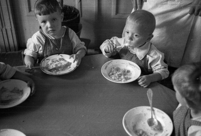 Детей в садиках кормили в соответствии с разработанными нормами питания. /Фото: webpulse.imgsmail.ru