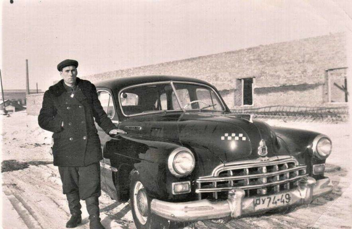 Профессия таксиста в СССР была очень востребованной. /Фото: a.d-cd.net