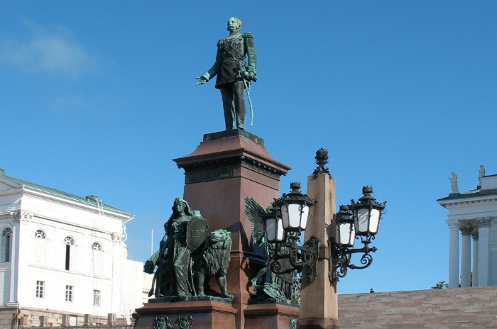 Памятник Александру II в Хельсинки./Фото: gazeta-licey.ru