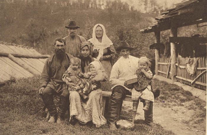 Как исторически выглядели фамилии в России