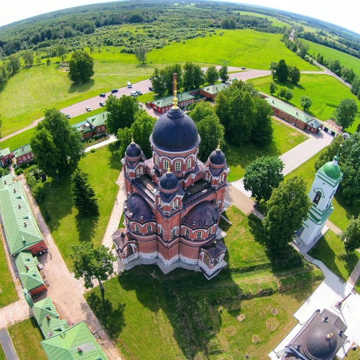 Спасо-Бородинский монастырь, музей-заповедник. /Фото: i2.wp.com
