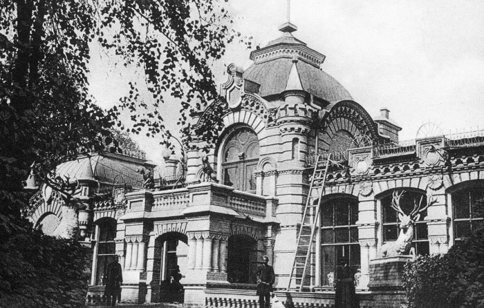 Дворец великого князя в Ташкенте. /Фото: cdni.rbth.com