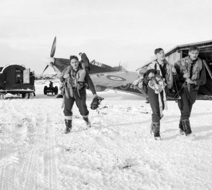 Британские лётчики в СССР осенью 1941 года. /Фото: cdni.rbth.com