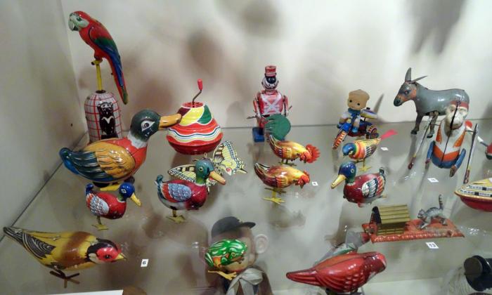 Немецкие и японские механические игрушки из коллекции Санкт-Петербургского музея игрушки./Фото: p3.citywalls.ru