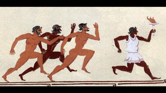 Все изображения греков с Олимпийским огнём — современные. 