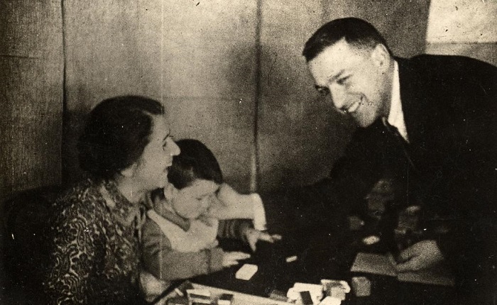 Фотография из семейного архива Выготских-Кравцовых.
