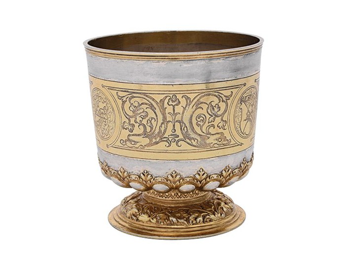Один из предметов коллекции, переданной в Британию: серебряная чаша.