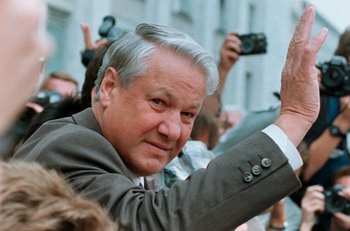 Сторонники теории, что Ельцин умер в 1996 году, уверены, что подписанные им после этого документы недействительны и должны быть пересмотрены.